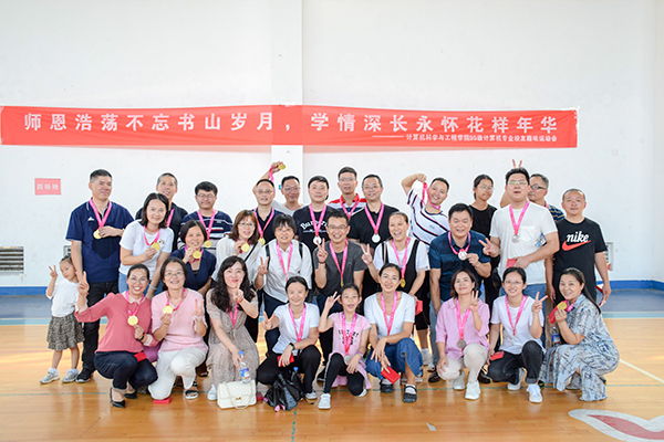 40fda662ae9941929b207da9ec4be988.jpg