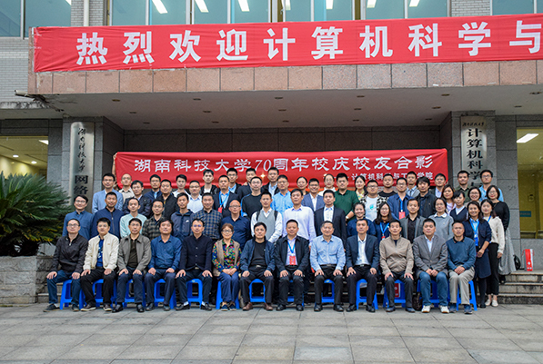 752a23412bde42fdac8e0b6f6f755520.jpg DSC_1147(1).jpg